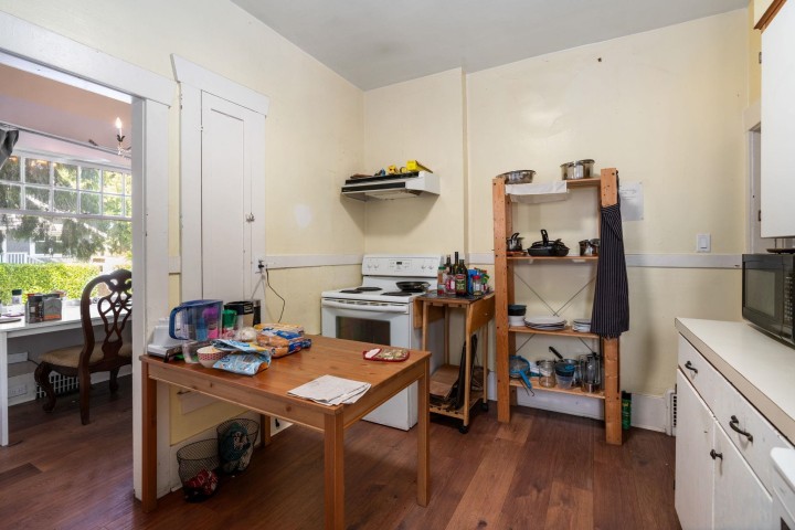 Photo 9 at 3192 W 8th Avenue, Kitsilano, Vancouver West