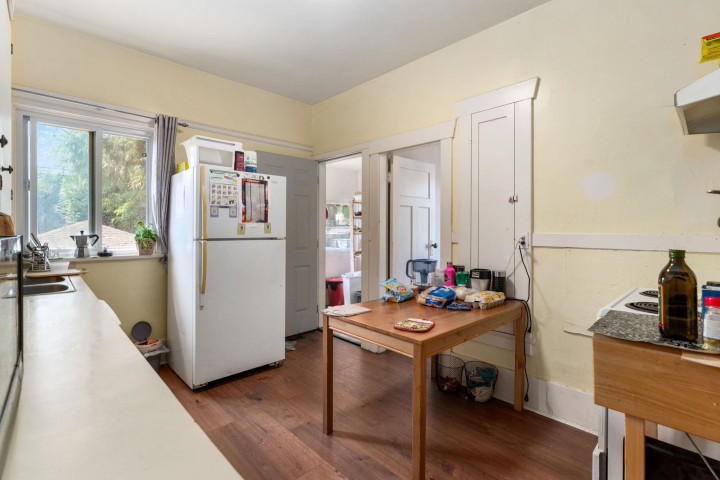 Photo 11 at 3192 W 8th Avenue, Kitsilano, Vancouver West