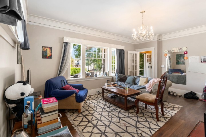 Photo 4 at 3192 W 8th Avenue, Kitsilano, Vancouver West