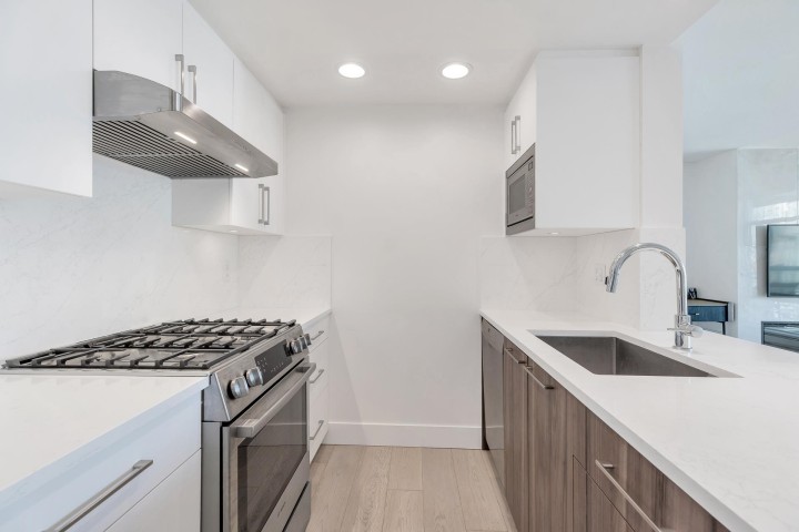 Photo 16 at 1608 - 198 Aquarius Mews, Yaletown, Vancouver West