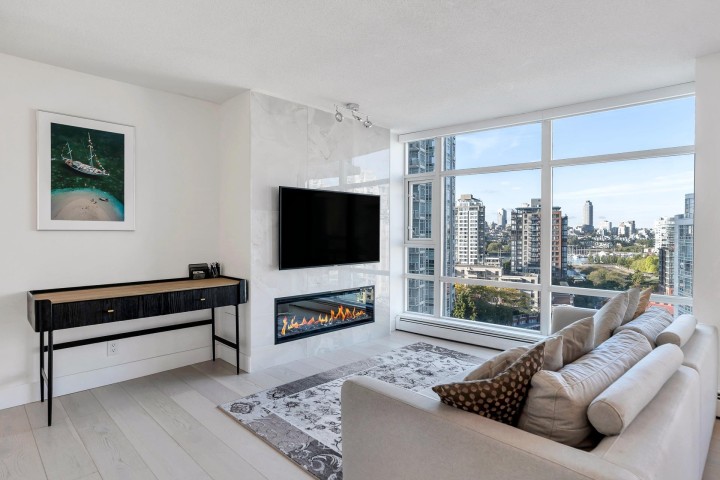 Photo 7 at 1608 - 198 Aquarius Mews, Yaletown, Vancouver West