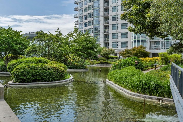 Photo 33 at 1608 - 198 Aquarius Mews, Yaletown, Vancouver West