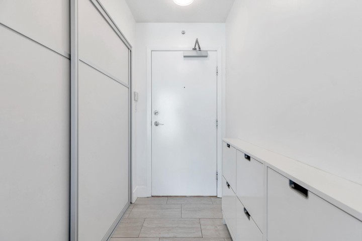 Photo 4 at 1608 - 198 Aquarius Mews, Yaletown, Vancouver West