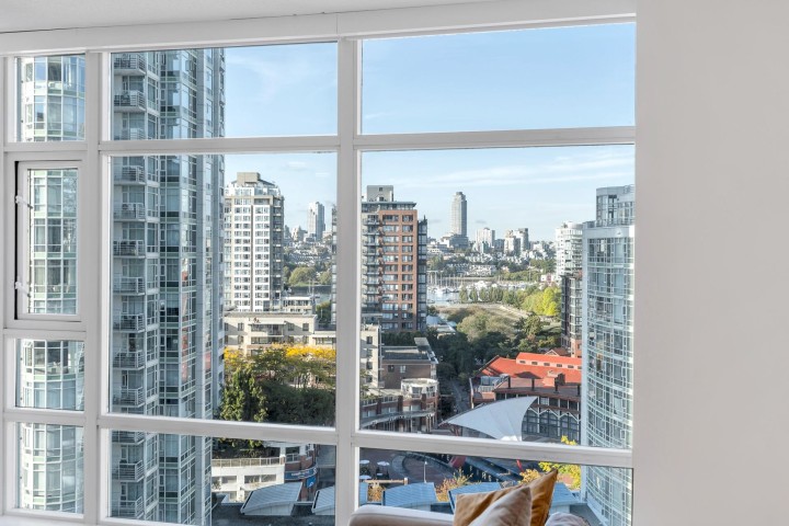 Photo 8 at 1608 - 198 Aquarius Mews, Yaletown, Vancouver West