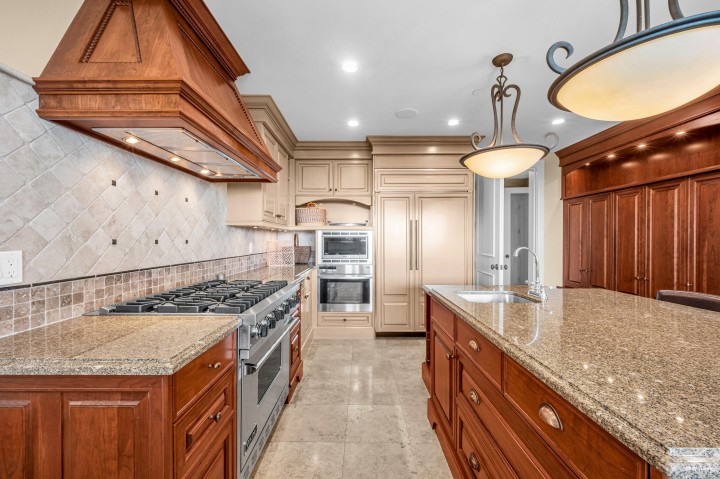 Photo 13 at 2495 Hudson Court, Whitby Estates, West Vancouver