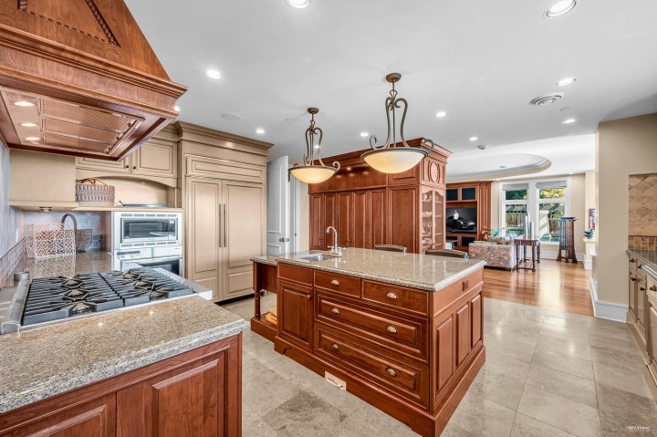 Photo 12 at 2495 Hudson Court, Whitby Estates, West Vancouver