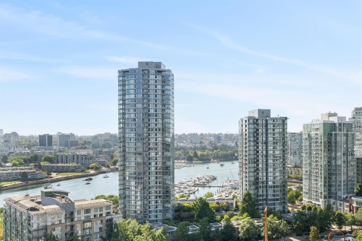 Photo 16 at 1804 - 89 Nelson Street, Yaletown, Vancouver West