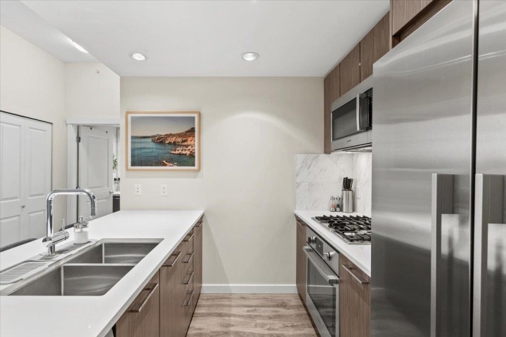 Photo 6 at 1106 - 3281 E Kent Avenue North, South Marine, Vancouver East