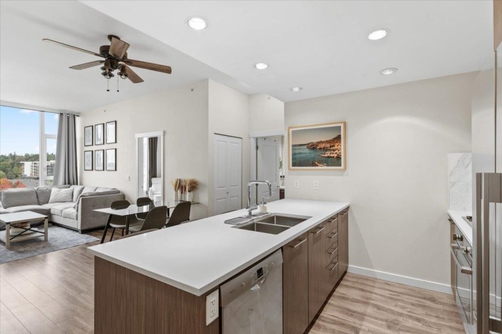 Photo 5 at 1106 - 3281 E Kent Avenue North, South Marine, Vancouver East