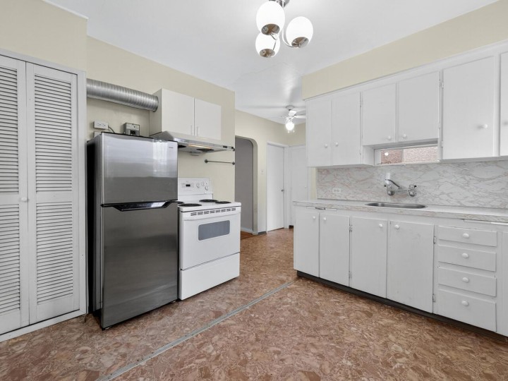 Photo 9 at 3069 E 18th Avenue, Renfrew Heights, Vancouver East