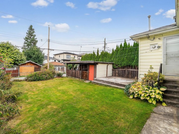 Photo 4 at 3069 E 18th Avenue, Renfrew Heights, Vancouver East