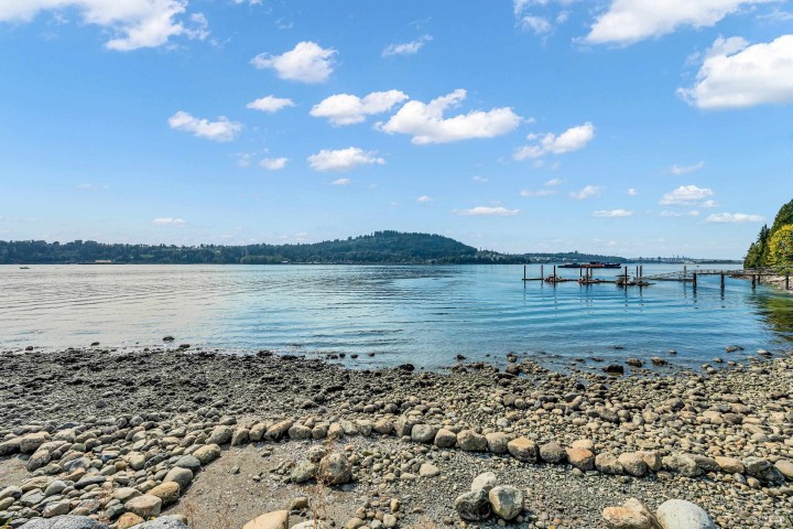 Photo 7 at 308 - 3825 Cates Landing Way, Roche Point, North Vancouver