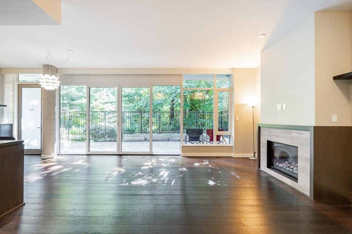 Photo 13 at 101 - 988 Keith Road, Park Royal, West Vancouver