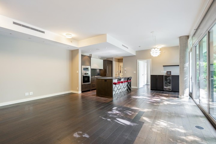 Photo 17 at 101 - 988 Keith Road, Park Royal, West Vancouver