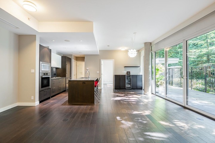 Photo 16 at 101 - 988 Keith Road, Park Royal, West Vancouver