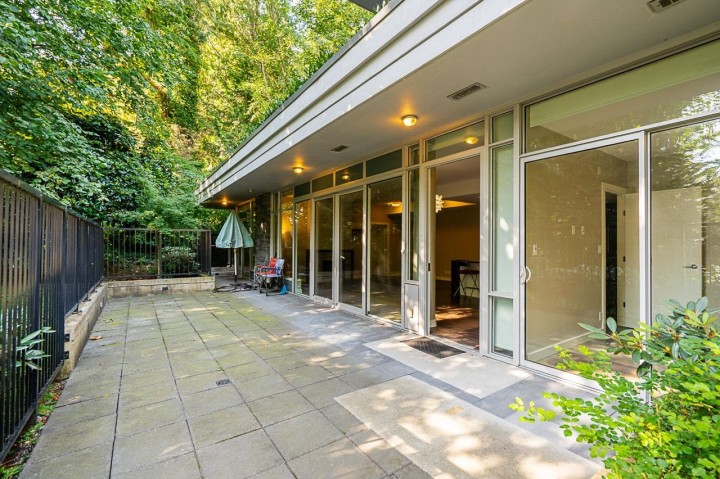 Photo 9 at 101 - 988 Keith Road, Park Royal, West Vancouver