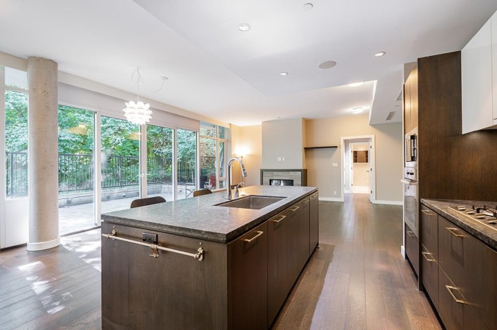 Photo 24 at 101 - 988 Keith Road, Park Royal, West Vancouver