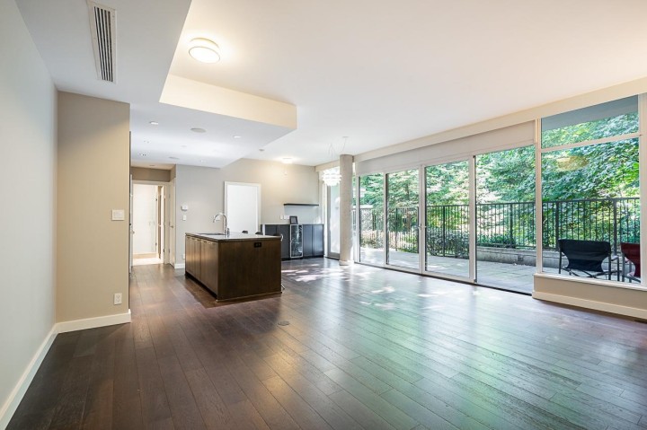 Photo 15 at 101 - 988 Keith Road, Park Royal, West Vancouver