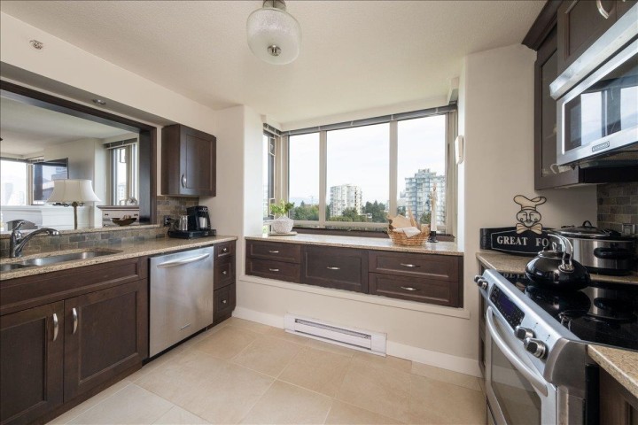 Photo 13 at 802 - 1405 W 12th Avenue, Fairview VW, Vancouver West