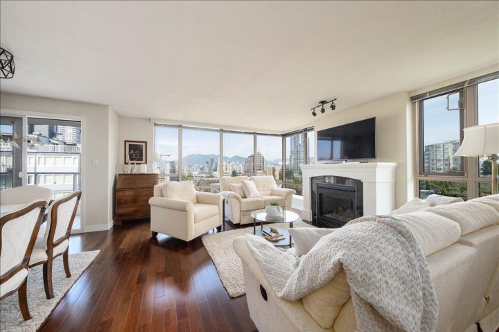 Photo 5 at 802 - 1405 W 12th Avenue, Fairview VW, Vancouver West