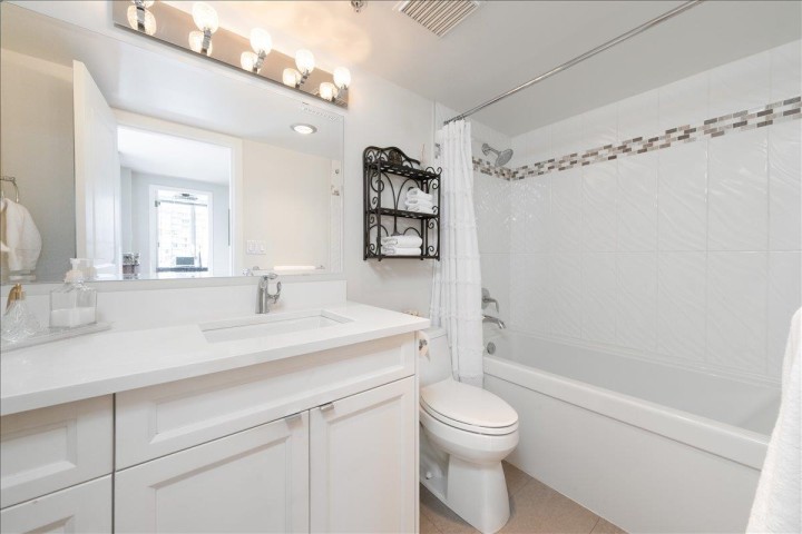 Photo 20 at 802 - 1405 W 12th Avenue, Fairview VW, Vancouver West