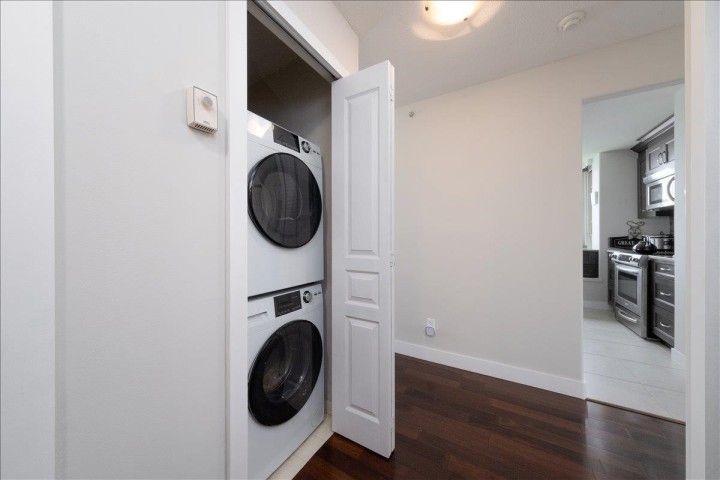 Photo 24 at 802 - 1405 W 12th Avenue, Fairview VW, Vancouver West