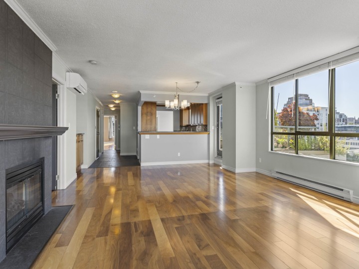 Photo 6 at 1103 - 2288 Pine Street, Fairview VW, Vancouver West