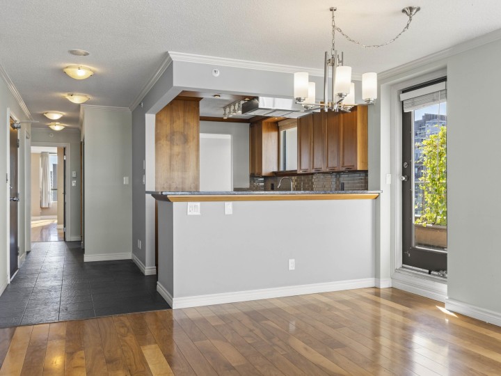 Photo 9 at 1103 - 2288 Pine Street, Fairview VW, Vancouver West