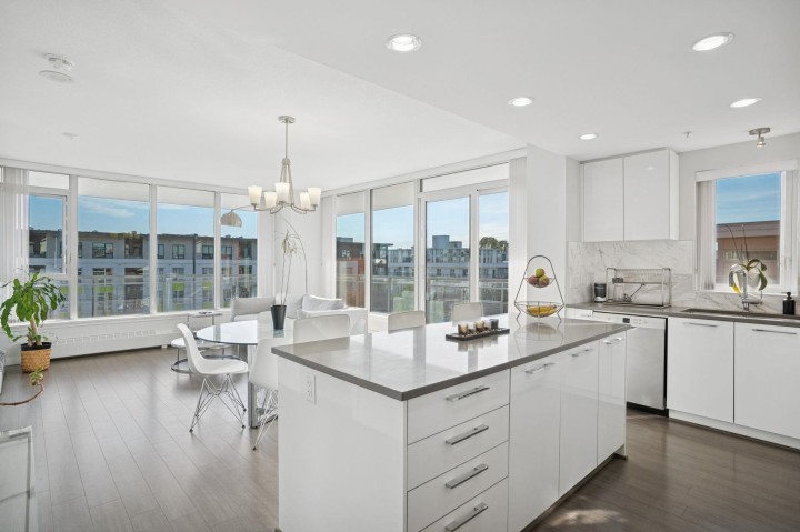 Photo 14 at 605 - 3281 E Kent Avenue North, South Marine, Vancouver East