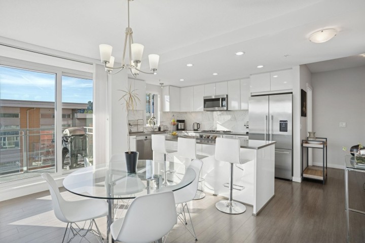 Photo 11 at 605 - 3281 E Kent Avenue North, South Marine, Vancouver East