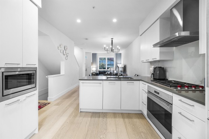 Photo 18 at 5 - 1133 Ridgewood Drive, Edgemont, North Vancouver