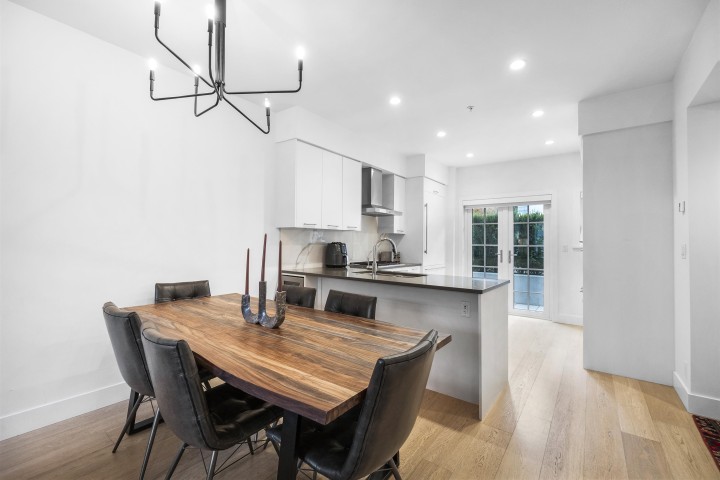 Photo 11 at 5 - 1133 Ridgewood Drive, Edgemont, North Vancouver