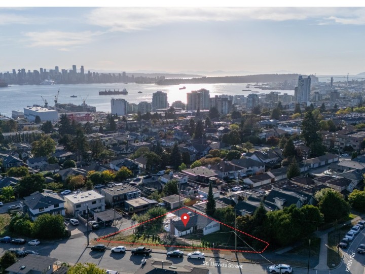 Photo 3 at 645 St. Davids Avenue, Lower Lonsdale, North Vancouver