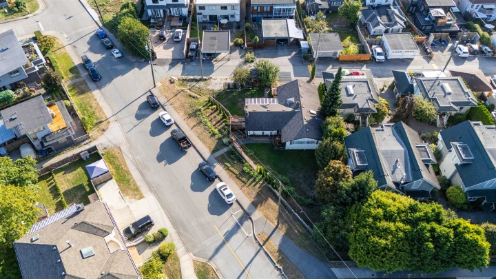 Photo 5 at 645 St. Davids Avenue, Lower Lonsdale, North Vancouver