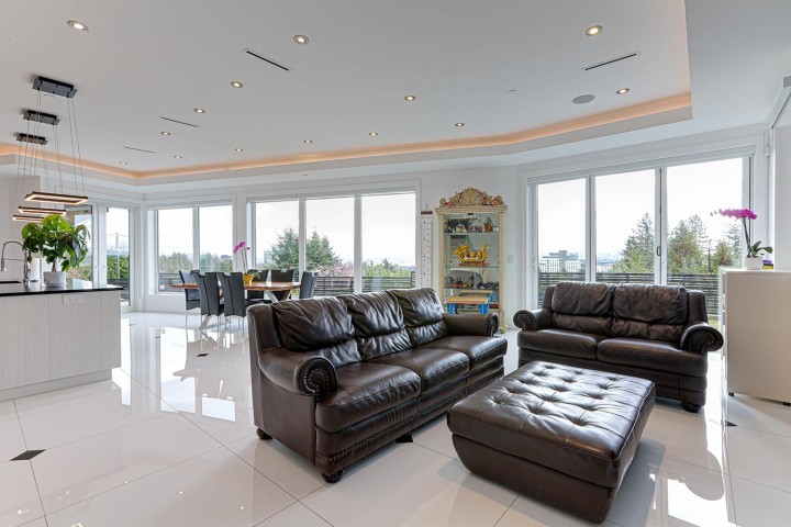 Photo 5 at 808 Esquimalt Avenue, Sentinel Hill, West Vancouver