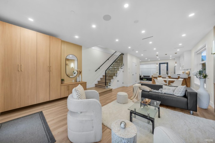 Photo 1 at 2 - 2705 East 3rd Avenue, Renfrew VE, Vancouver East