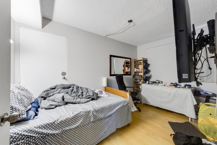 Photo 27 at 7396 Sherbrooke Street, South Vancouver, Vancouver East