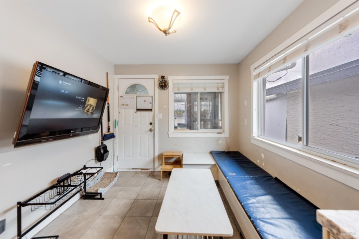 Photo 16 at 7396 Sherbrooke Street, South Vancouver, Vancouver East