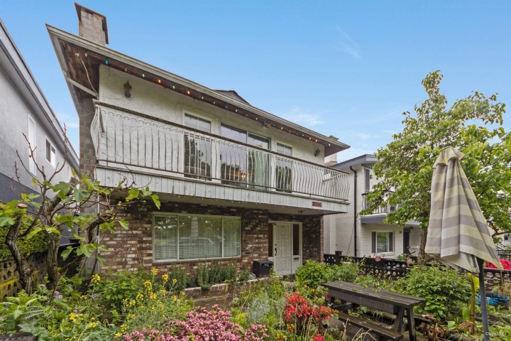 Photo 1 at 7396 Sherbrooke Street, South Vancouver, Vancouver East