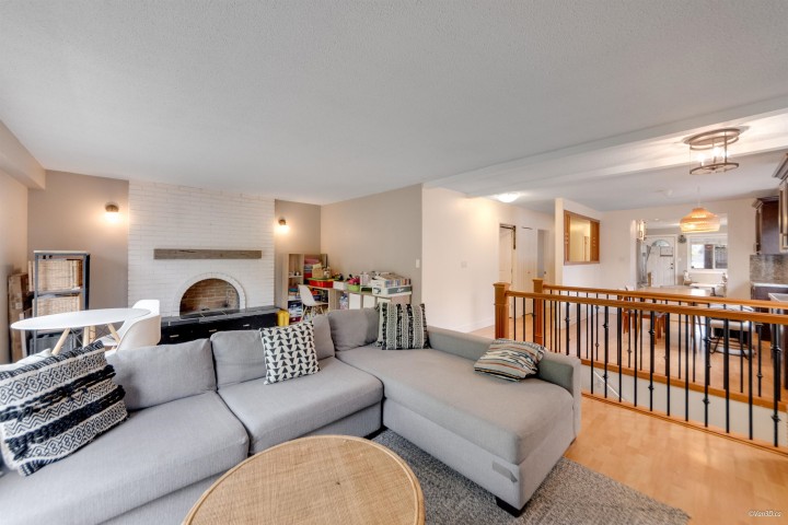 Photo 10 at 7396 Sherbrooke Street, South Vancouver, Vancouver East