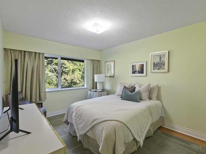 Photo 22 at 475 Southborough Drive, British Properties, West Vancouver