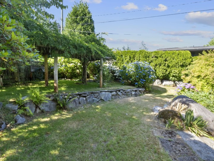 Photo 31 at 475 Southborough Drive, British Properties, West Vancouver