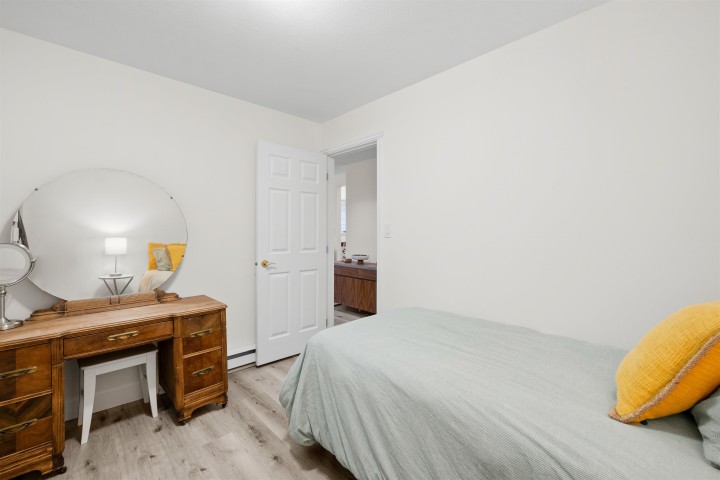 Photo 17 at 204 - 1528 Bowser Avenue, Norgate, North Vancouver