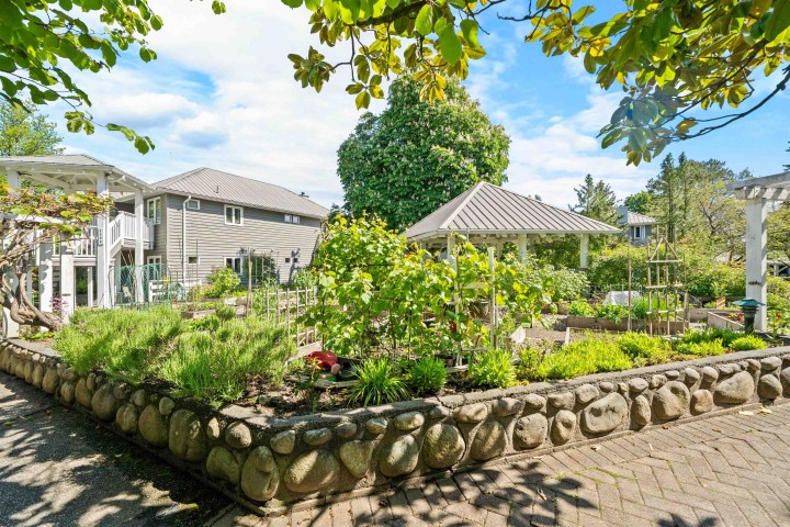 Photo 26 at 204 - 1528 Bowser Avenue, Norgate, North Vancouver