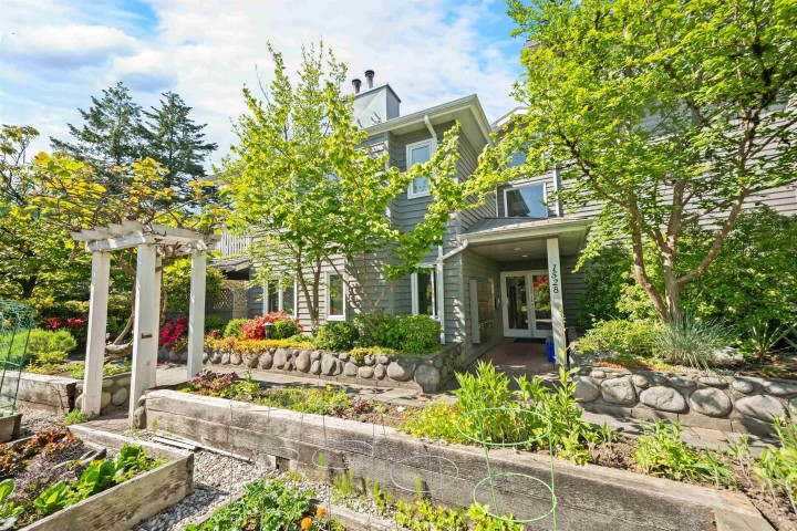 Photo 22 at 204 - 1528 Bowser Avenue, Norgate, North Vancouver