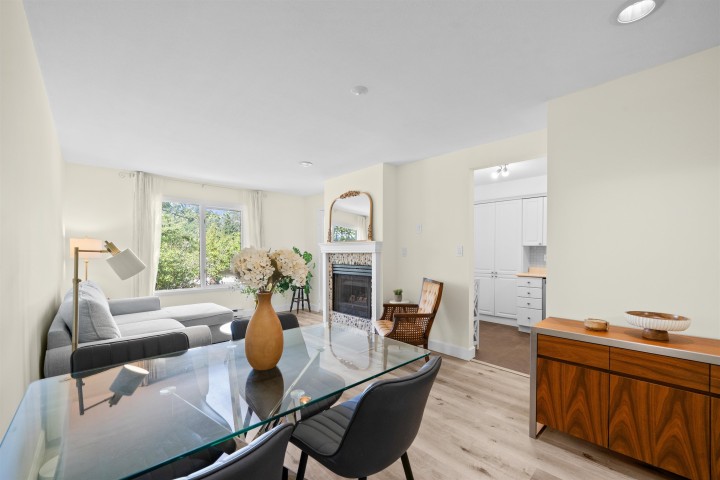 Photo 3 at 204 - 1528 Bowser Avenue, Norgate, North Vancouver