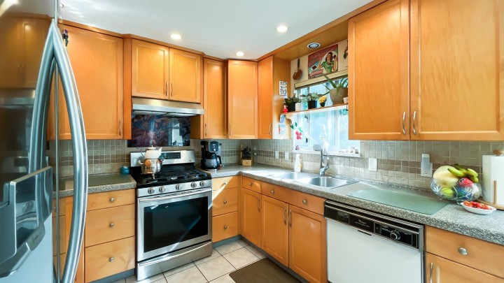 Photo 8 at 3651 Garibaldi Drive, Roche Point, North Vancouver