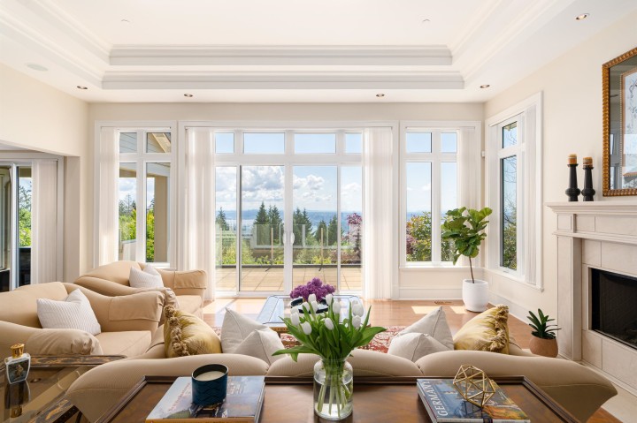 Photo 5 at 2356 Kadlec Court, Whitby Estates, West Vancouver