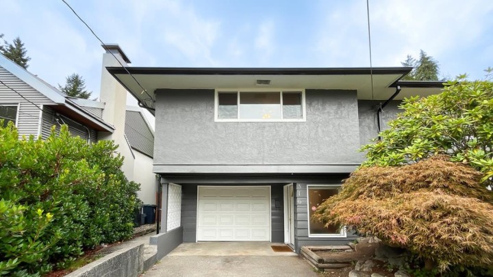 Photo 2 at 316 W Queens Road, Upper Lonsdale, North Vancouver