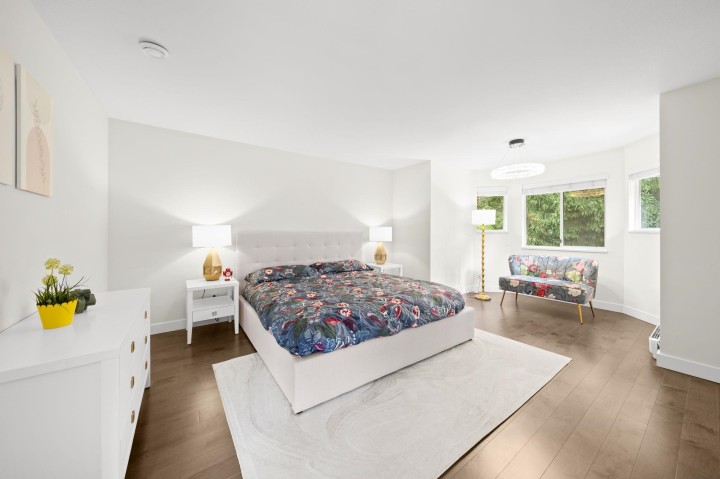 Photo 18 at 860 Ruckle Court, Roche Point, North Vancouver